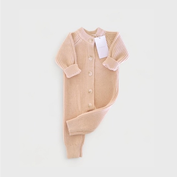 Cotton Knit baby Romper. Apricot. 0-6m - Picture 3 of 4